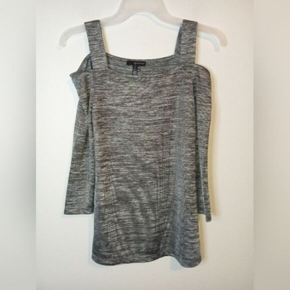 Harve Bernard Gray  Cold Shoulder Top - Picture 5 of 6